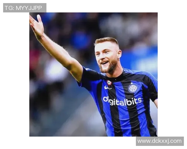 米兰传奇欧文的绿茵征途与辉煌岁月再现足球巨星的非凡魅力